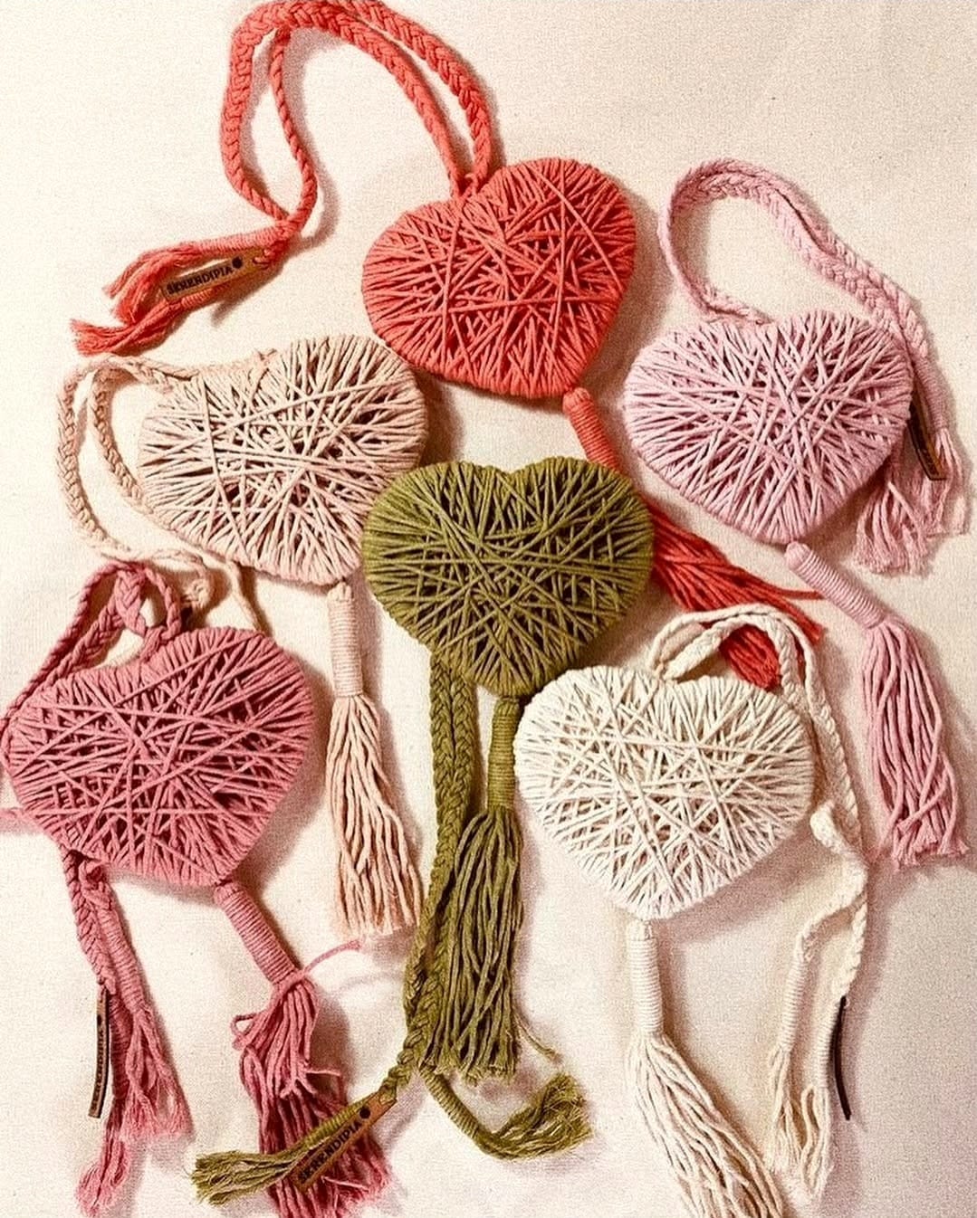 Corazón Decorativo Grande en Macramé