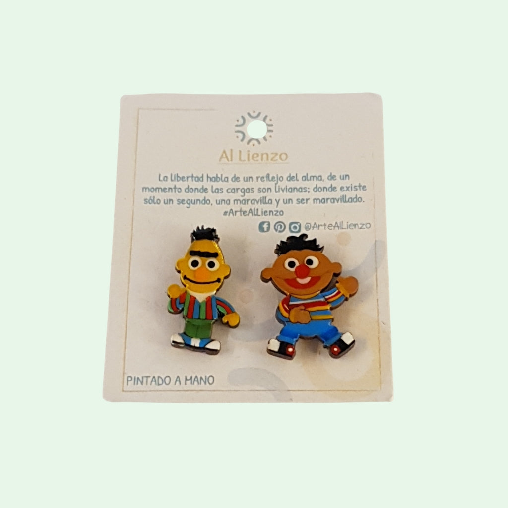 Pin Personajes