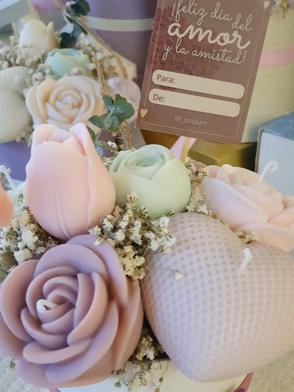 Bouquet Amor y Amistad en Caja Blanca